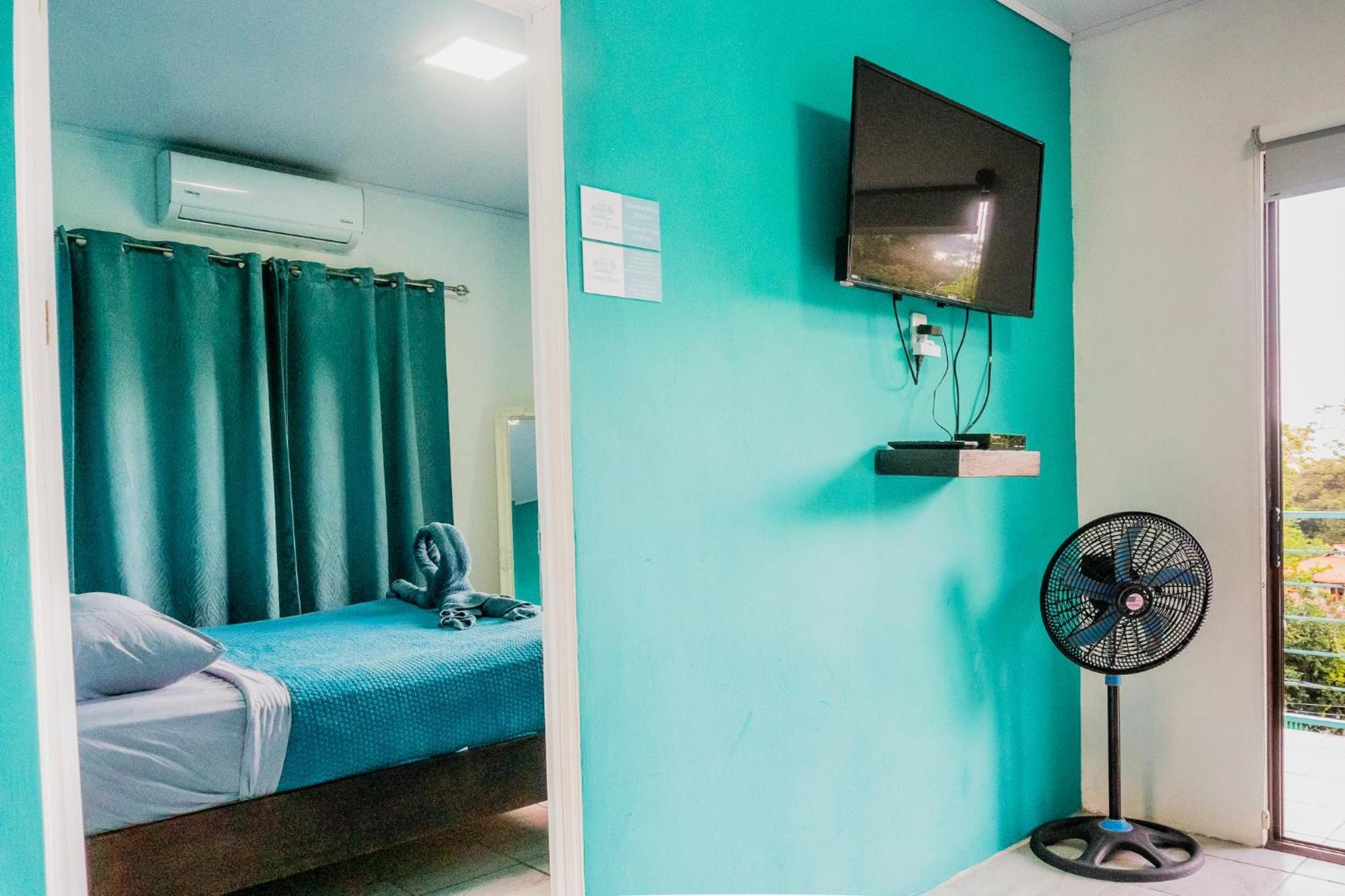 Ocean'S Breeze Apartment And Rooms Puerto Viejo de Talamanca Eksteriør bilde